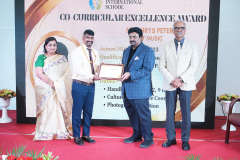 Excellence-Award-11